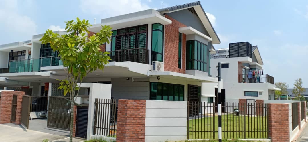 Rumah Untuk Dijual Di Selangor : Rumah Lelong 2 Storey Terrace House